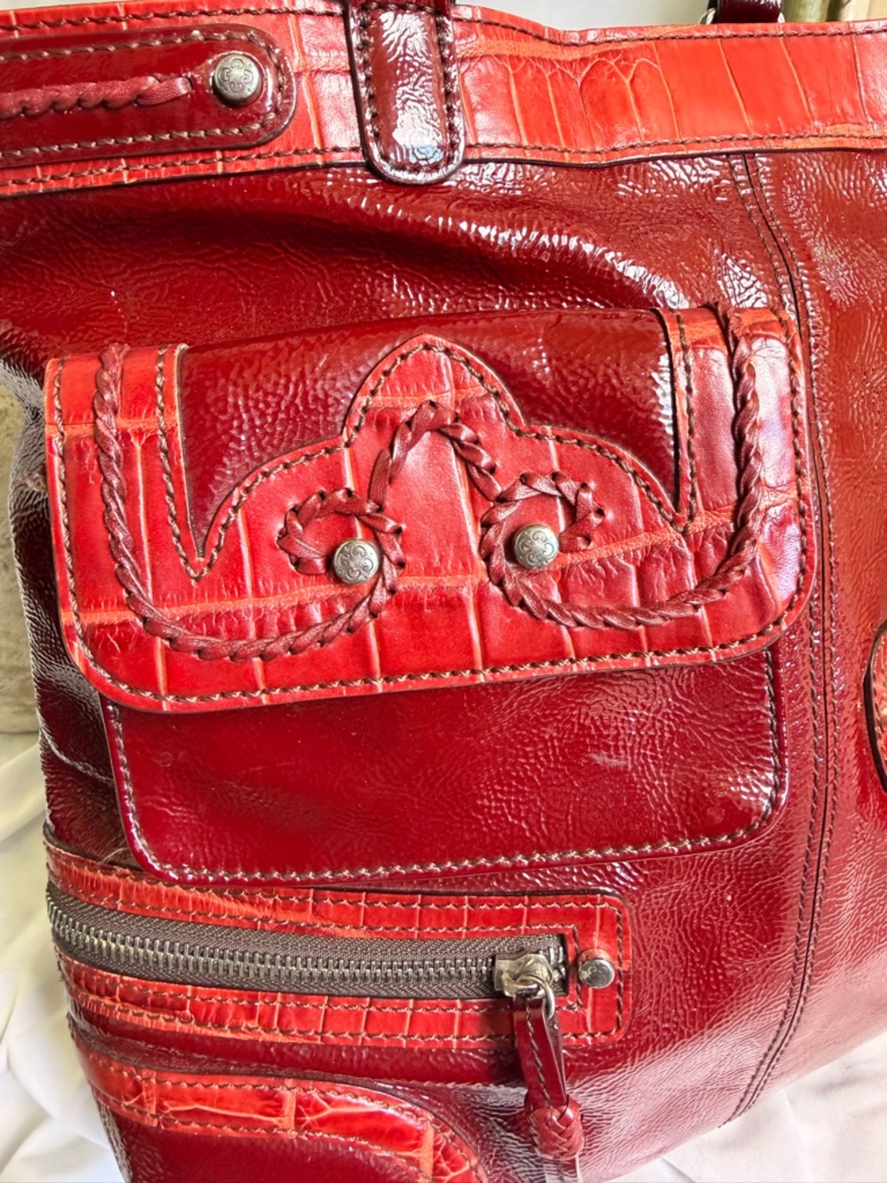 Vintage Brighton Red Leather Patent Crossbody Tote with Multiple Zip Pockets - Picture 7 of 8